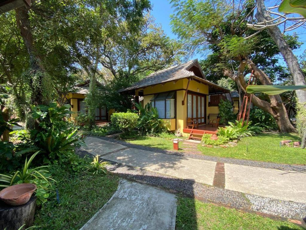 Baan Talay Dao Resort Hua Hin Exterior photo