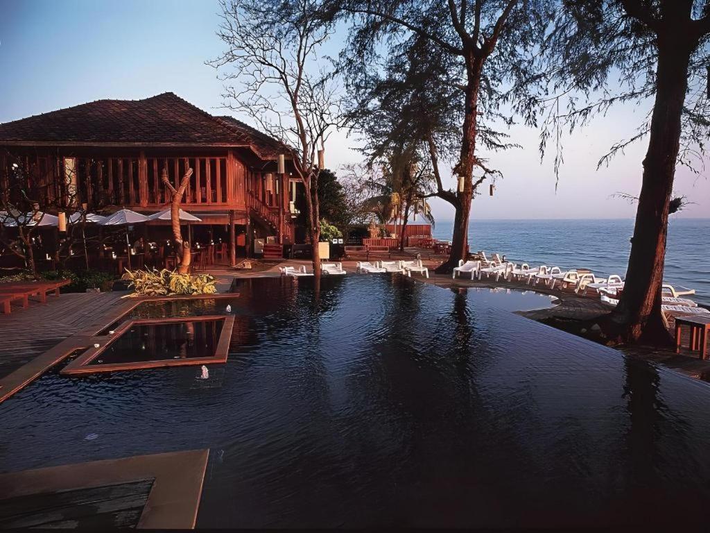 Baan Talay Dao Resort Hua Hin Exterior photo